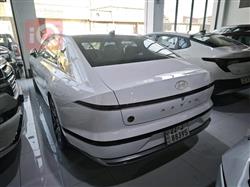 هيونداي أزيرا